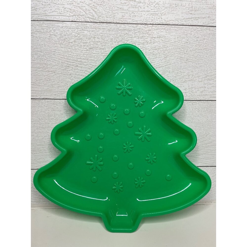 Christmas Tree Platter Plastic Party Server Ware Green Holiday Party Event Tray